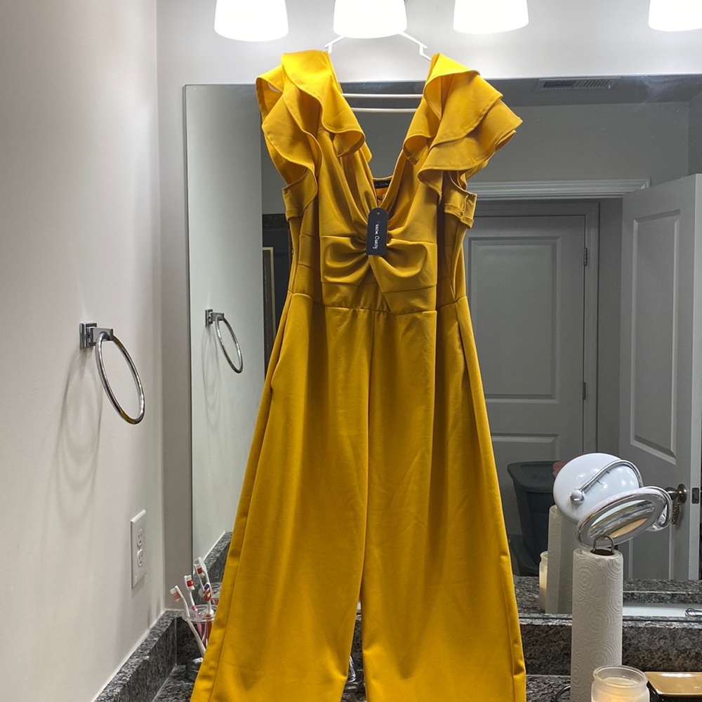 SUMMER/SPRING: Buxom Curvy Mustard Yellow Romper.